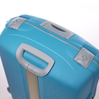 Средний чемодан Roncato Light 500712/67